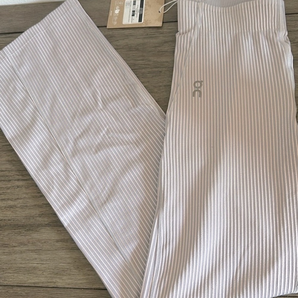NWT [On Running] All-Day Ribbed Flare Legging Pants, Orchid Lilac, Women's Sz S - Picture 2 of 14